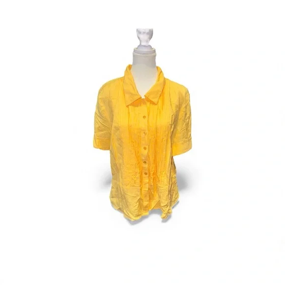 Yellow button front short sleeve top - Picture 1 of 6